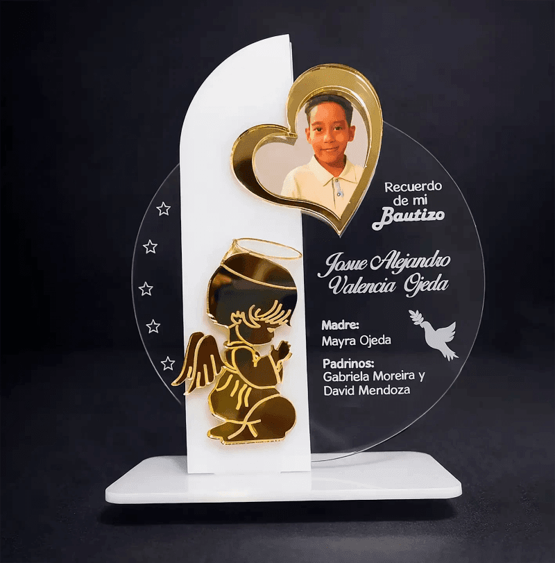 Recuerdo personalizado de Bautizo en Acrílico Blanco con angel dorado - Producto personalizado - Izeta Studio